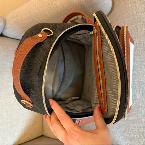 Itzy Ritzy mini diaper backpack - Picture 5 of 6